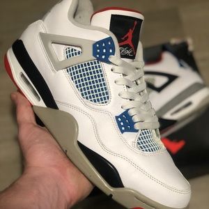 Air Jordan 4 retro what the size 11.5